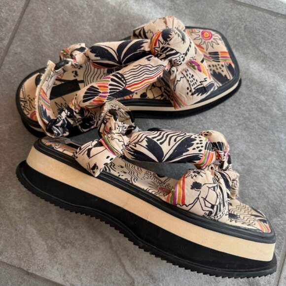 FARM RIO Scarf Sandals - Size 10 - Picture 5 of 7